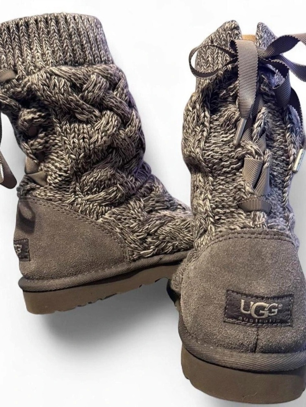 UGG Isla Gray Cable Knit Ribbon Back Boots 1008840 Women’s Size 8